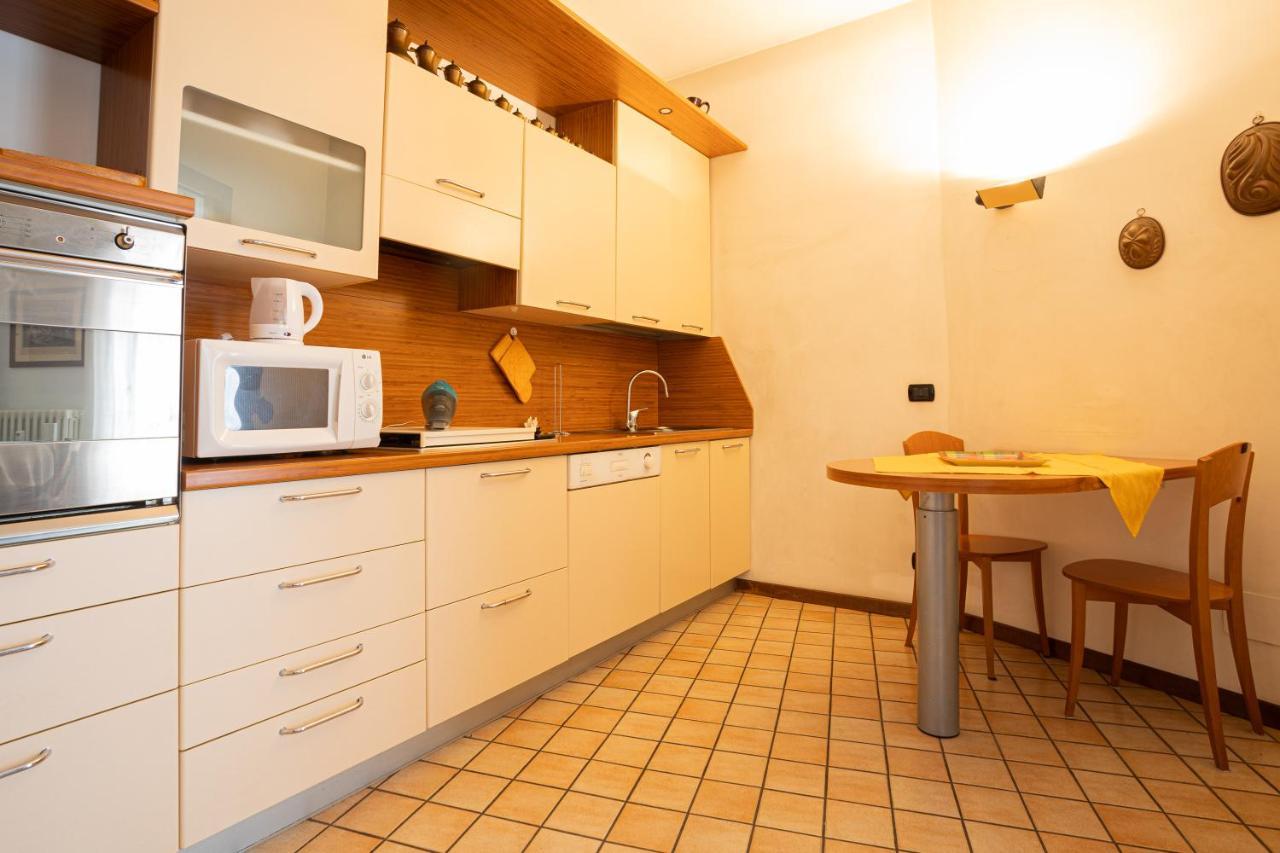 Flower Apartment - Royal Welcome Verona Exterior photo